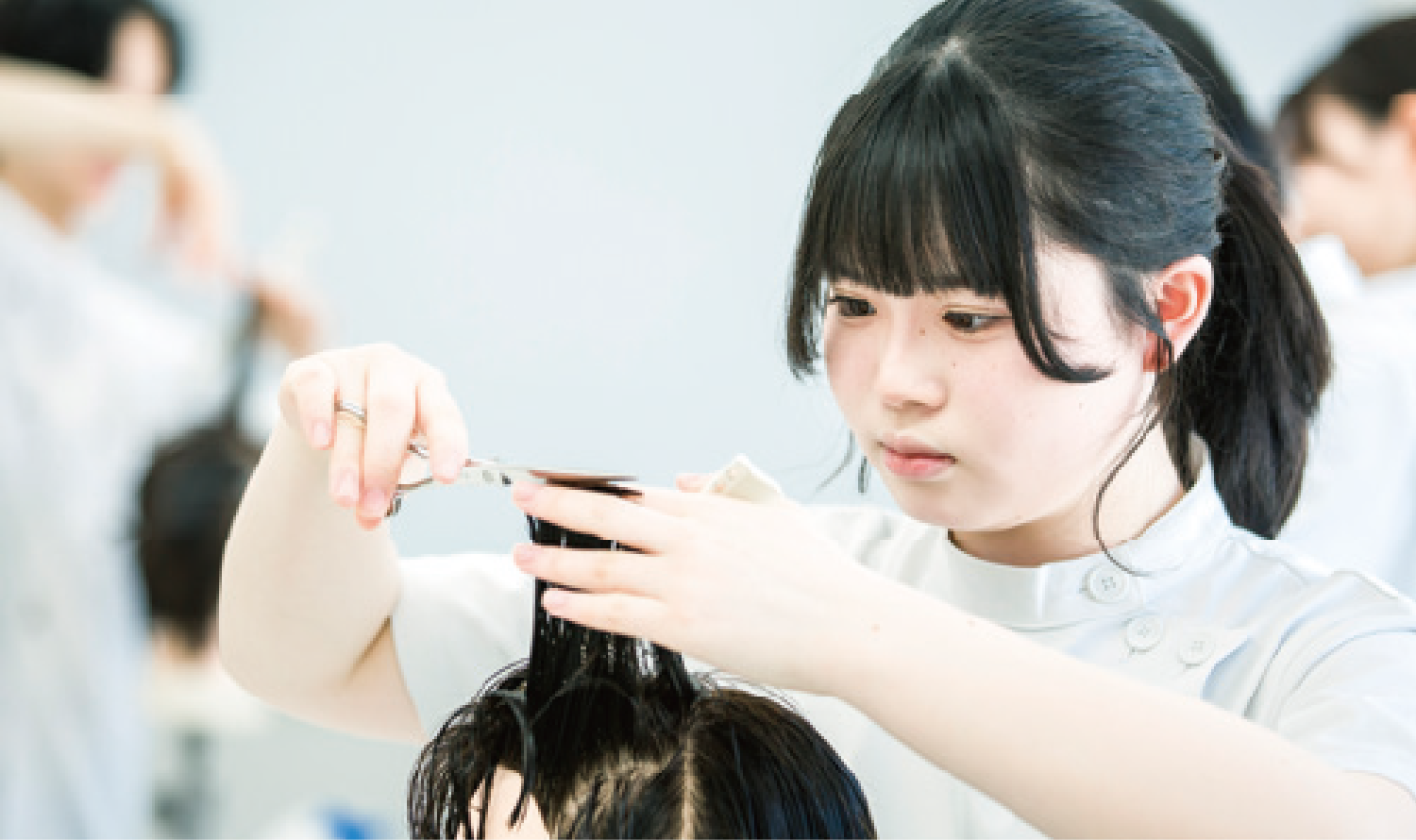 国際共立学園高等専修学校美容師科