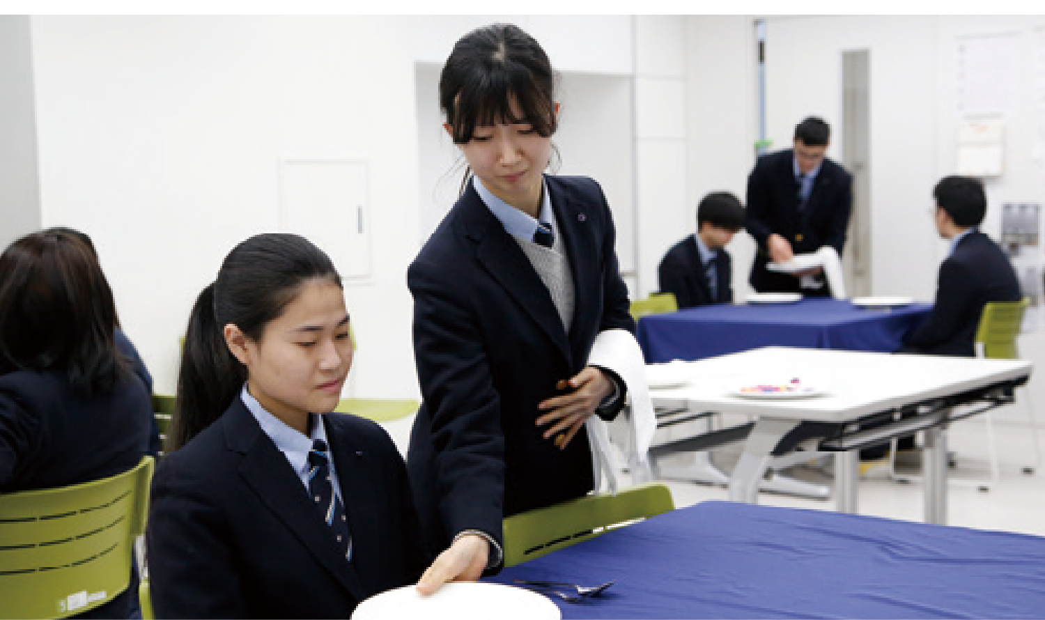 国際共立学園高等専修学校製菓衛生師・調理師科